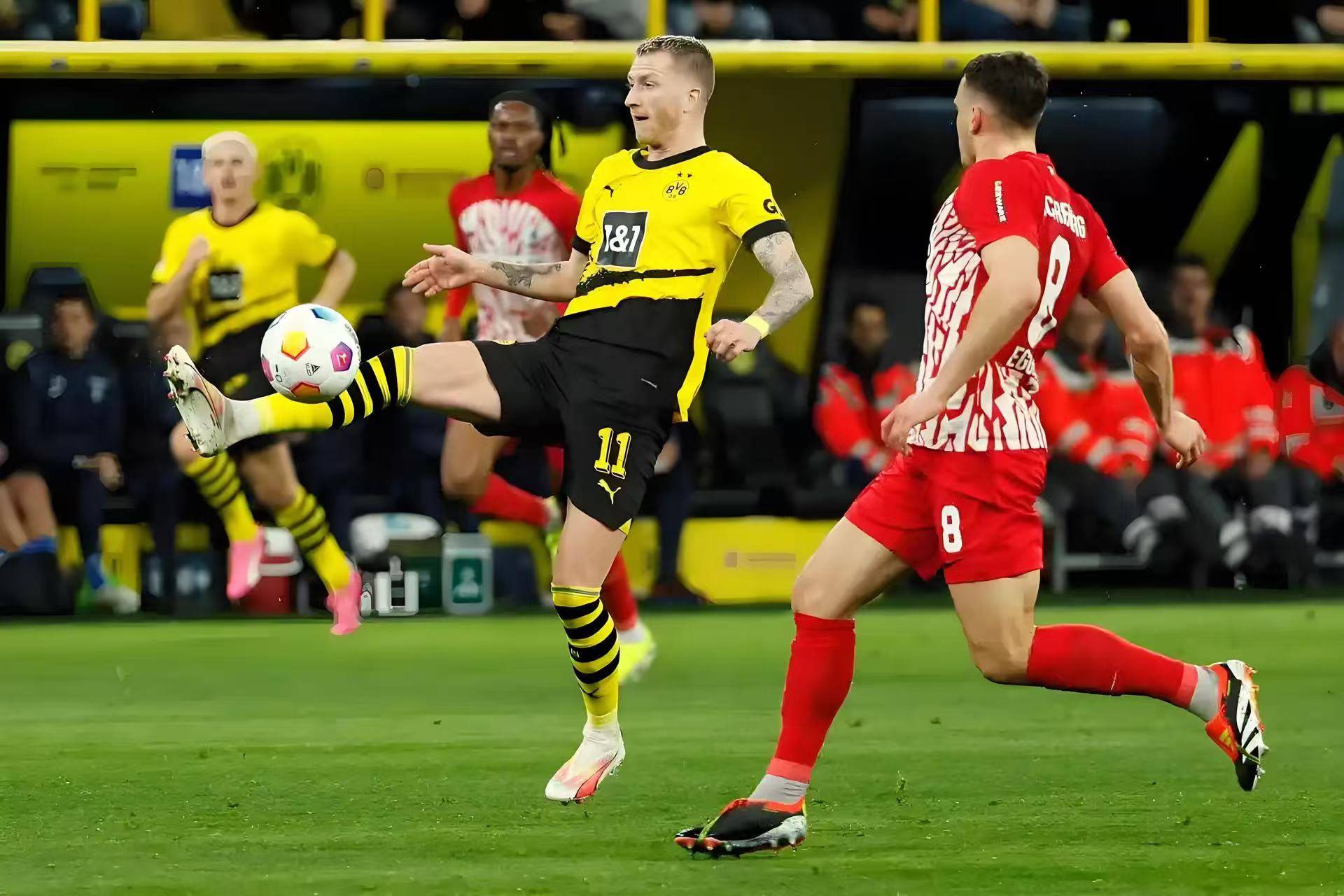 沃尔夫斯堡队险胜对手,继续保持领先的简单介绍 沃尔夫斯堡队险胜对手,继续保持领先的简单介绍