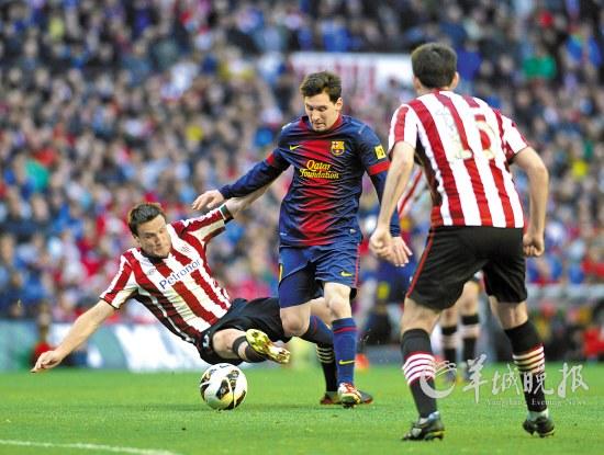 包含皇家马德里逆转胜佛罗伦萨，遥遥领先小组的词条