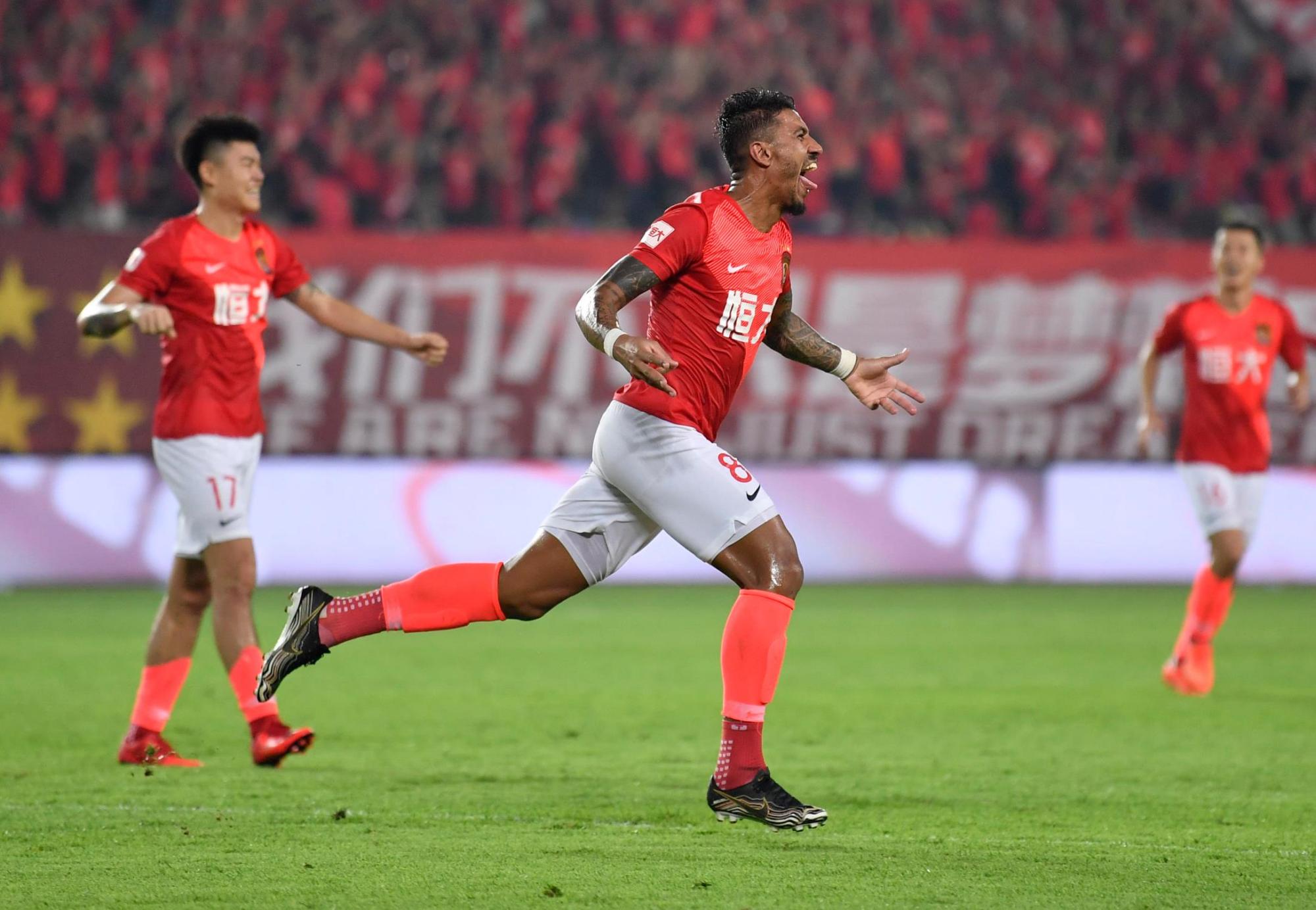 包含江苏苏宁面对广州恒大，实力偏弱的词条