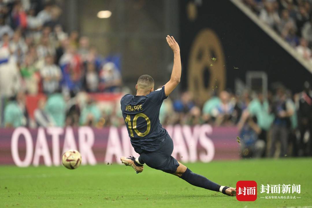 比赛即将进入加时赛,悬念愈发扩大 比赛即将进入加时赛,悬念愈发扩大