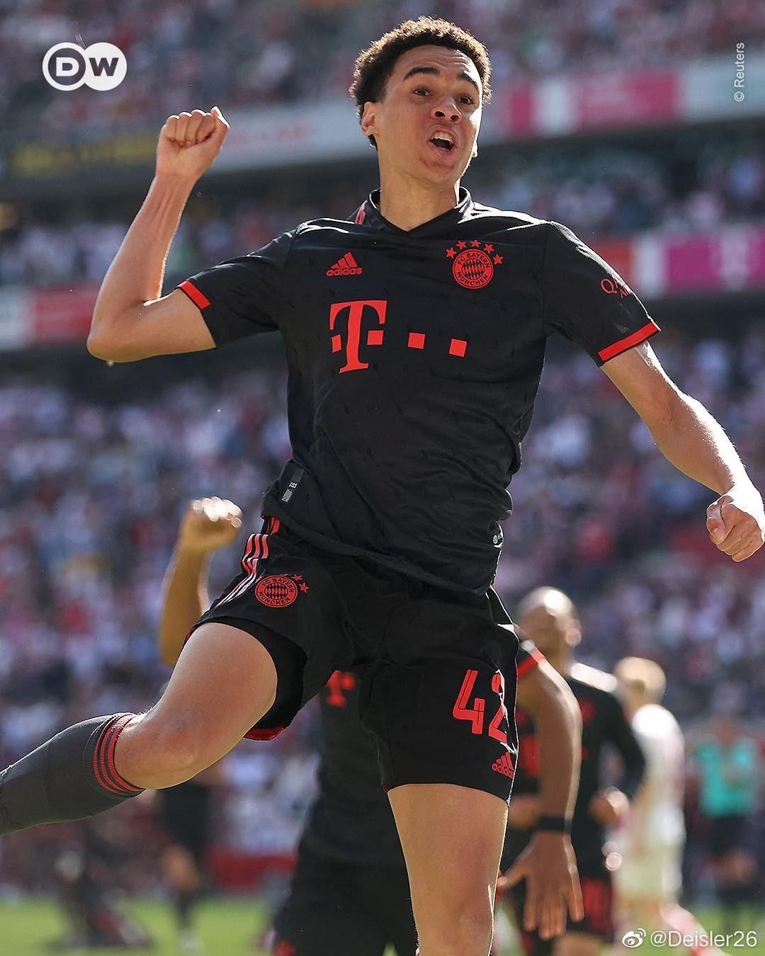 包含西亚球队再度夺冠,稳坐头名的词条 包含西亚球队再度夺冠,稳坐头名的词条