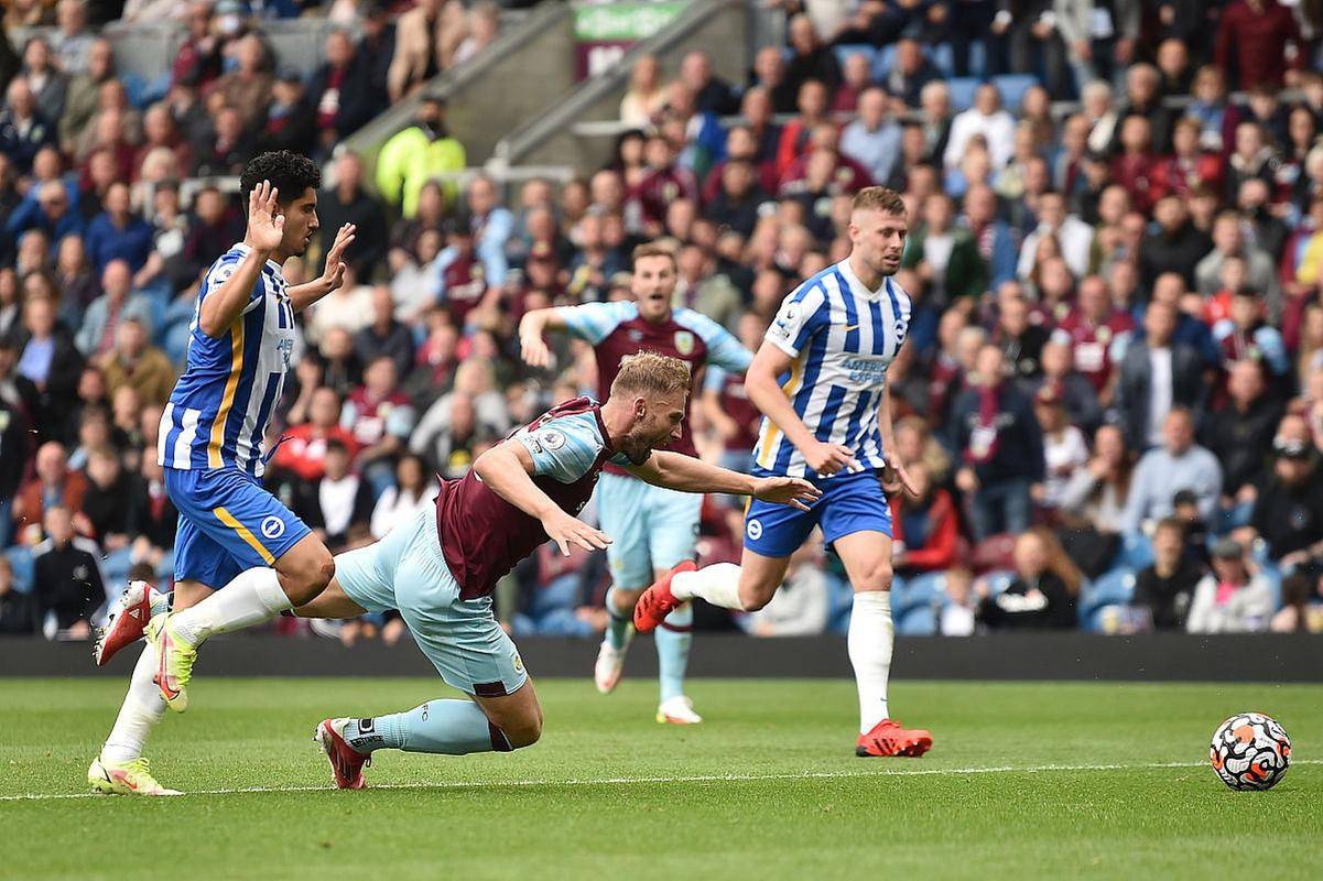 关于沃特福德外援表现抢眼,帮助球队战胜米尔沃尔的信息 关于沃特福德外援表现抢眼,帮助球队战胜米尔沃尔的信息