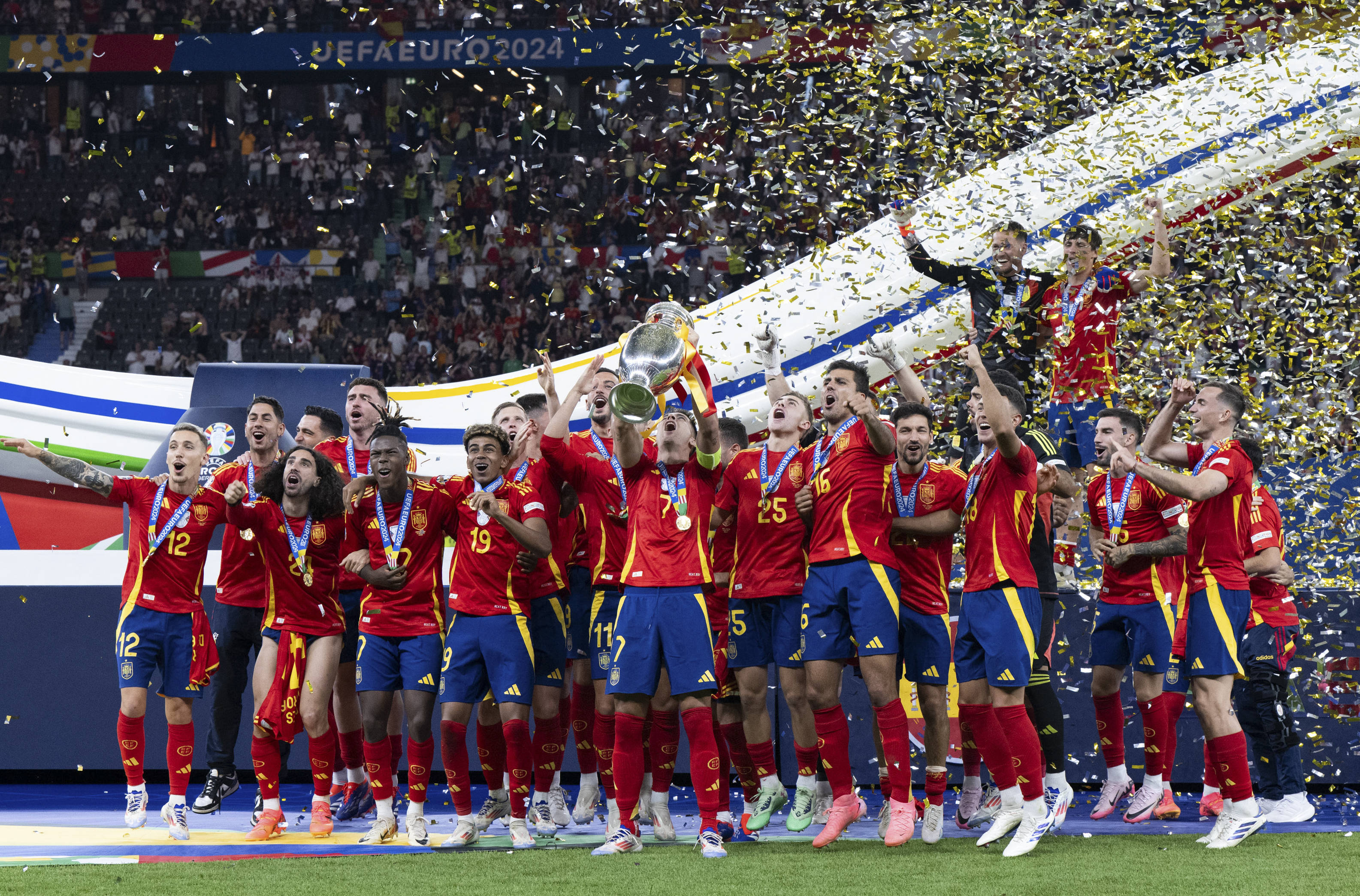 德国战胜乌克兰晋级，展现欧洲杯冠军实力的简单介绍