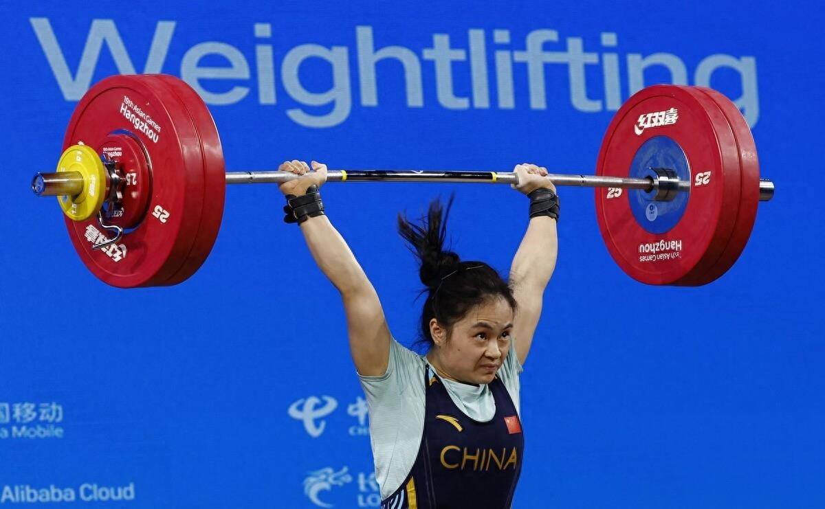 包含举重女子七十五公斤级:中国选手创造新纪录夺冠的词条 包含举重女子七十五公斤级:中国选手创造新纪录夺冠的词条