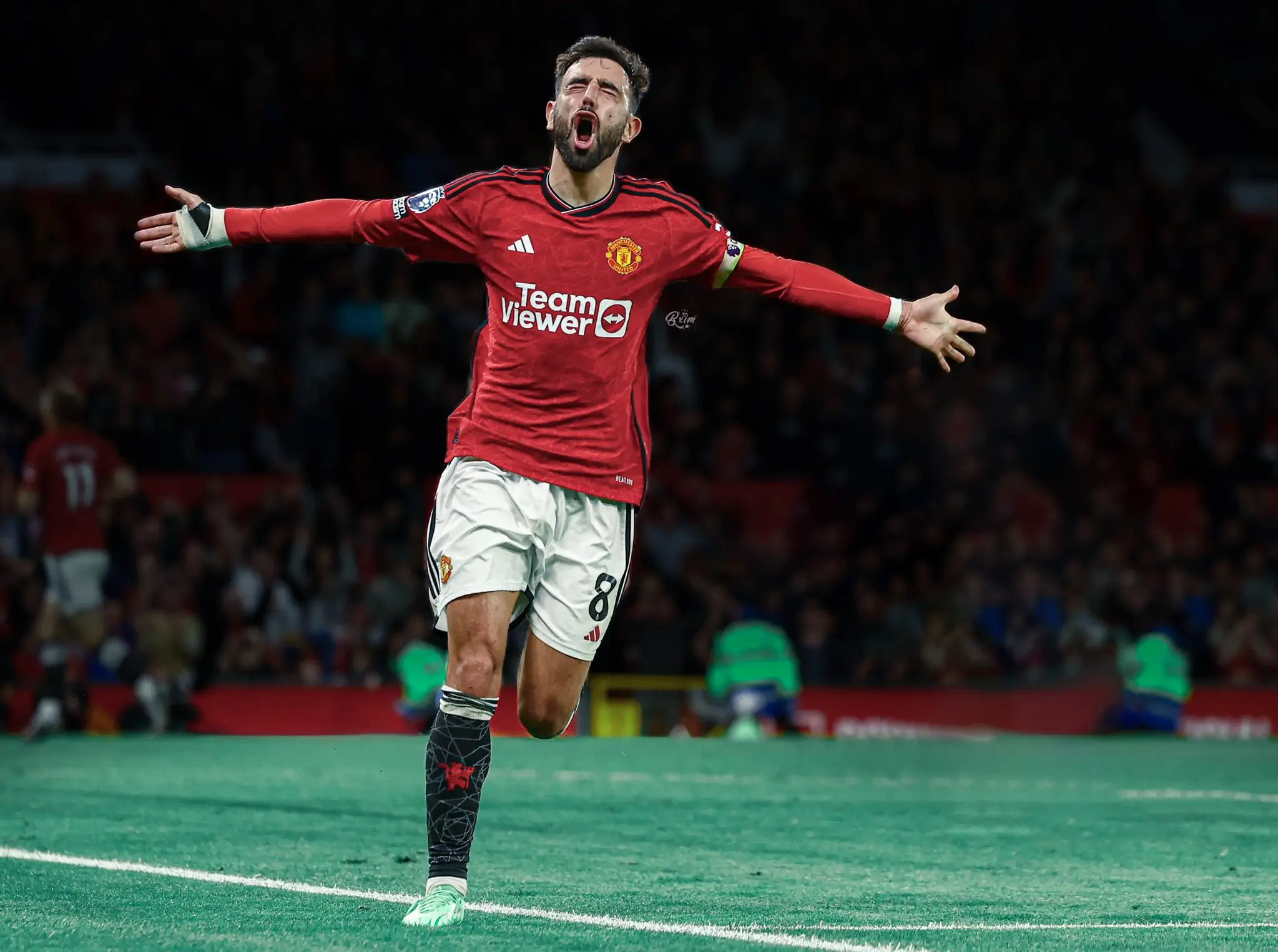 关于老鹰客场横扫灰熊,取得三连胜的信息 关于老鹰客场横扫灰熊,取得三连胜的信息