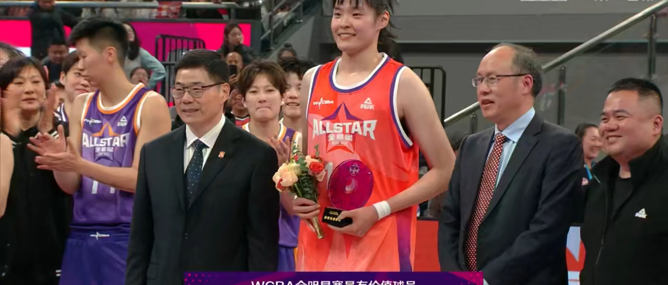 队员重要表现,帮忙球队获胜 队员重要表现,帮忙球队获胜