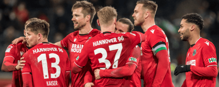 关于汉诺威奋力拼搏，逼平劲旅豁免降级的信息