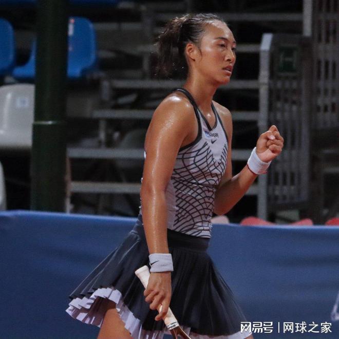 广岛三箭惊险晋级,成功进军八强 广岛三箭惊险晋级,成功进军八强