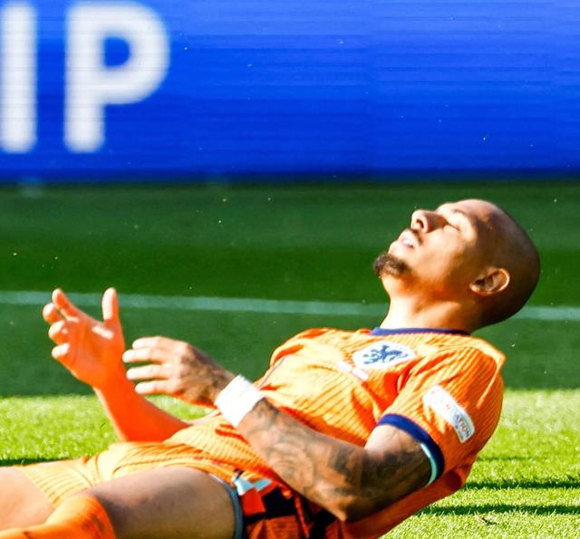 冠军防守失误频频,比分胜负悬念丛生的简单介绍 冠军防守失误频频,比分胜负悬念丛生的简单介绍