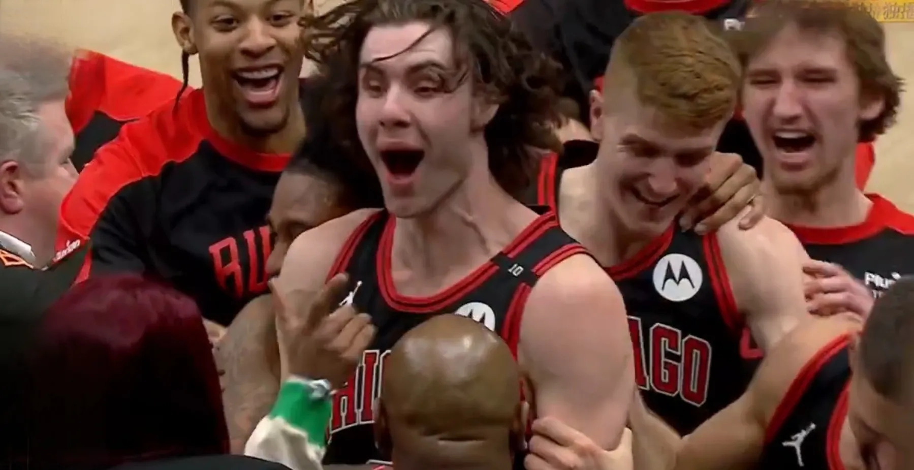 勇士逆转公牛!卢尼火力全开,绝杀夺胜的简单介绍 勇士逆转公牛!卢尼火力全开,绝杀夺胜的简单介绍