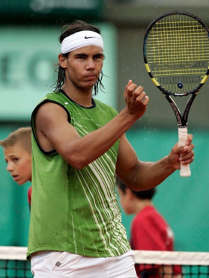 包含年终总决赛力克拉沃尔杯，纳达尔惊艳四座的词条