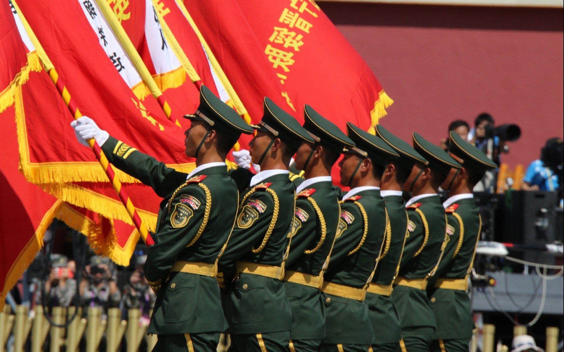 卡瓦哈尔数据全面爆炸，埃及强压希腊，体育世界的双重震撼