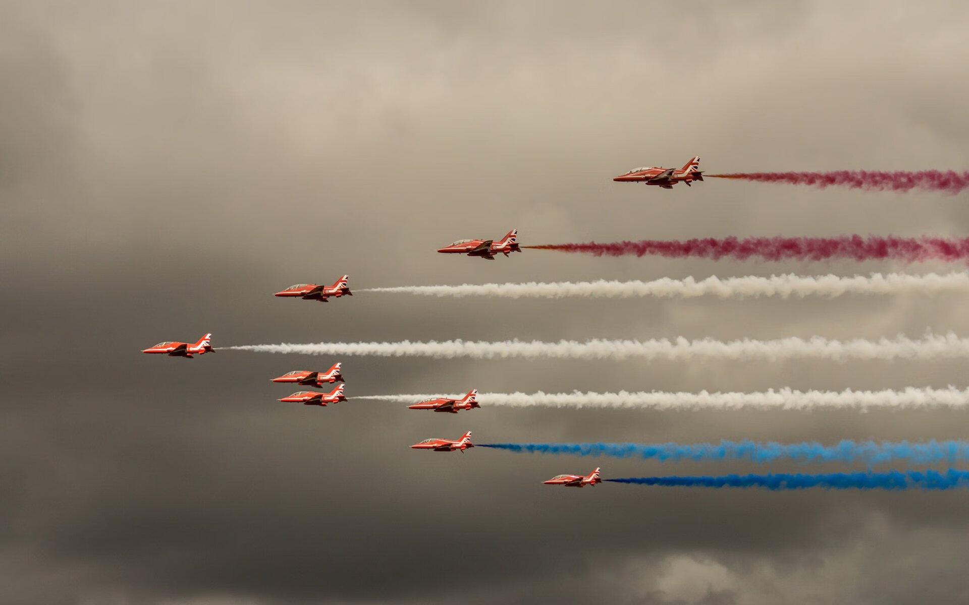 九游娱乐app下载-今夜，两个时空的弧光同时划过